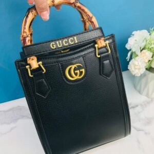 Gucci bamboo handle tote handbag | AlmaBagz