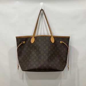 Handbag Luxury Designer By Louis Vuitton  Size: Medium | AlmaBagz