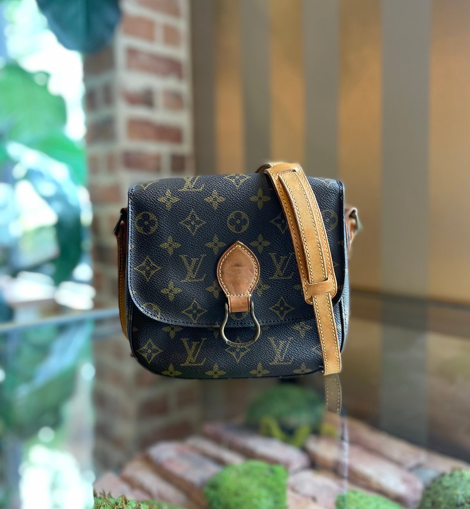 LOUIS VUITTON Brown Monogram Canvas Saint Cloud PM Bag | AlmaBagz