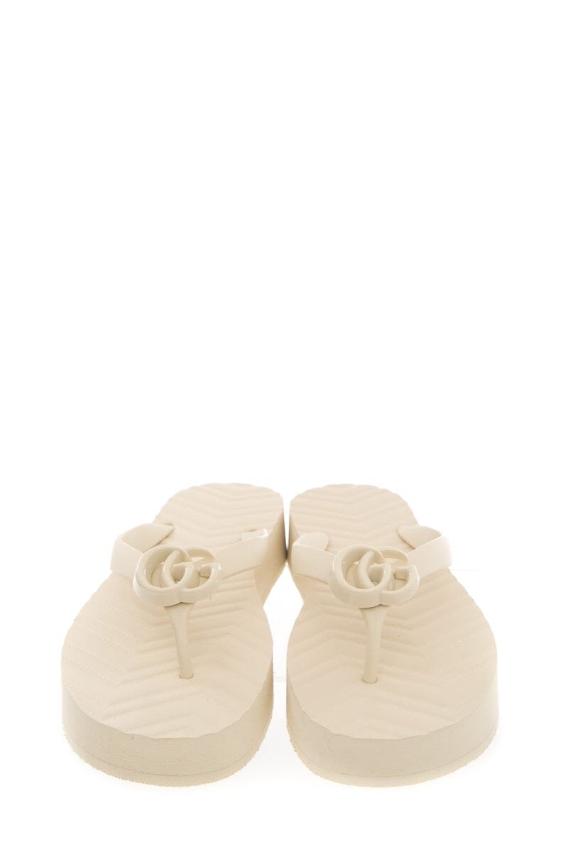 Gucci Ivory Rubber Logo Flip Flop Sandals SZ 39 | AlmaBagz