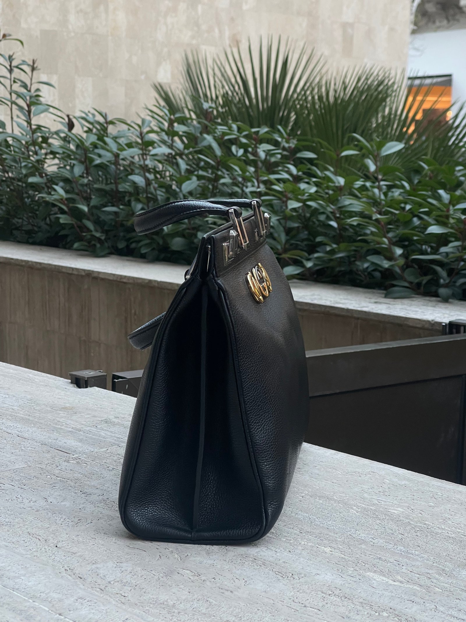 Gucci - Sac Zumi en cuir noir MM | AlmaBagz - Image 3