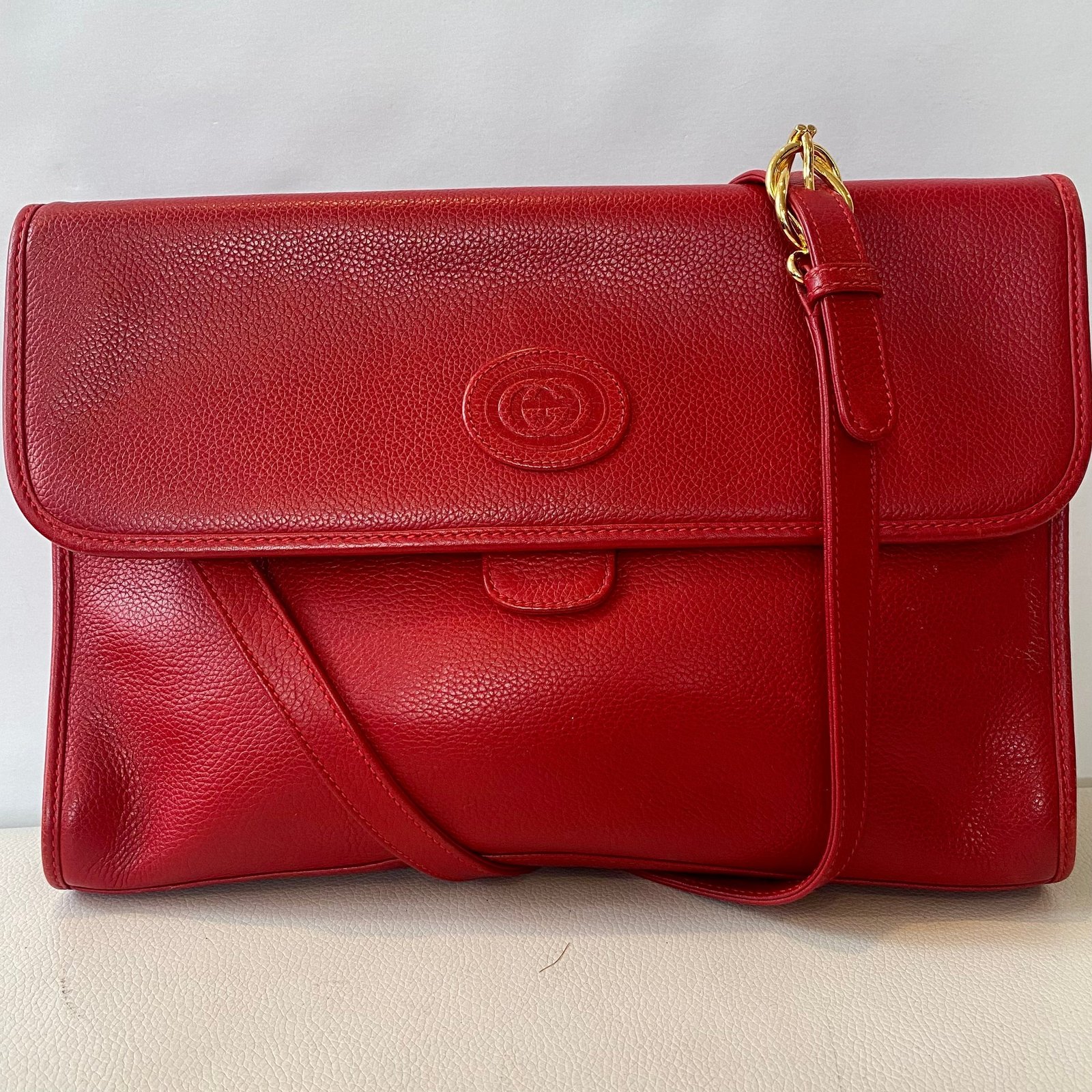 GUCCI Vintage Red Leather Flap Shoulder Bag | AlmaBagz