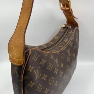 Louis Vuitton Croissant MM | AlmaBagz