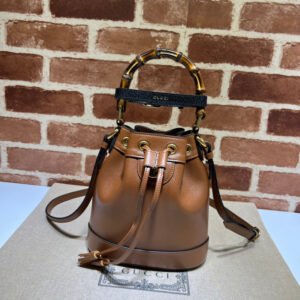 Gucci  Luxury -  Bags - 590 | AlmaBagz