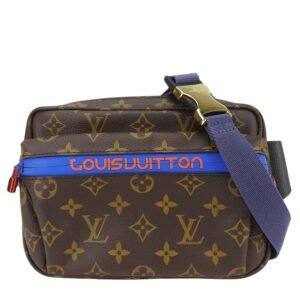 LOUIS VUITTON Outdoor Clutch Bag | AlmaBagz