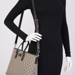 Gucci GG Zip Tote Beige And Ebony GG Supreme Coated Canvas Medium | AlmaBagz