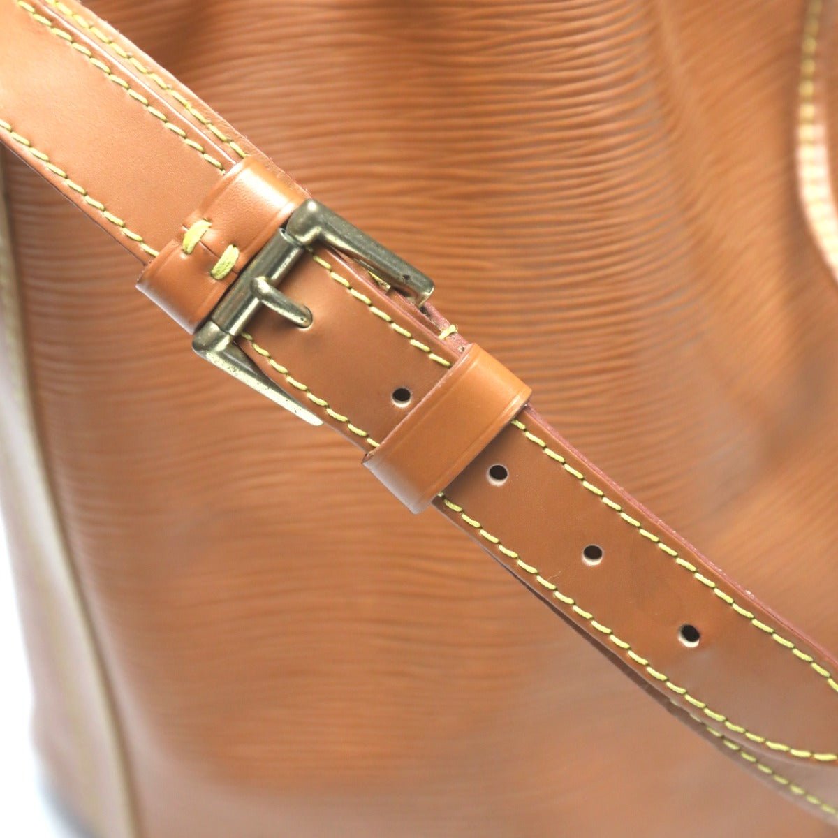 LOUIS VUITTON Shoulder Bag M44108 Epi Leather Zipang gold Epi Petit Noe | AlmaBagz - Image 13