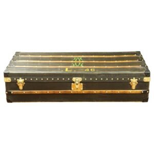 LOUIS VUITTON Amazing "Cartier" automobile flat Trunk in black canvas, Circa 1920 | AlmaBagz