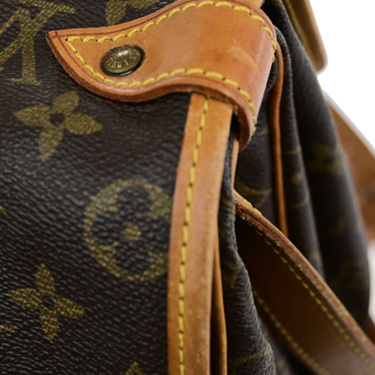 LOUIS VUITTON Saumur 35 Handbag | AlmaBagz - Image 11