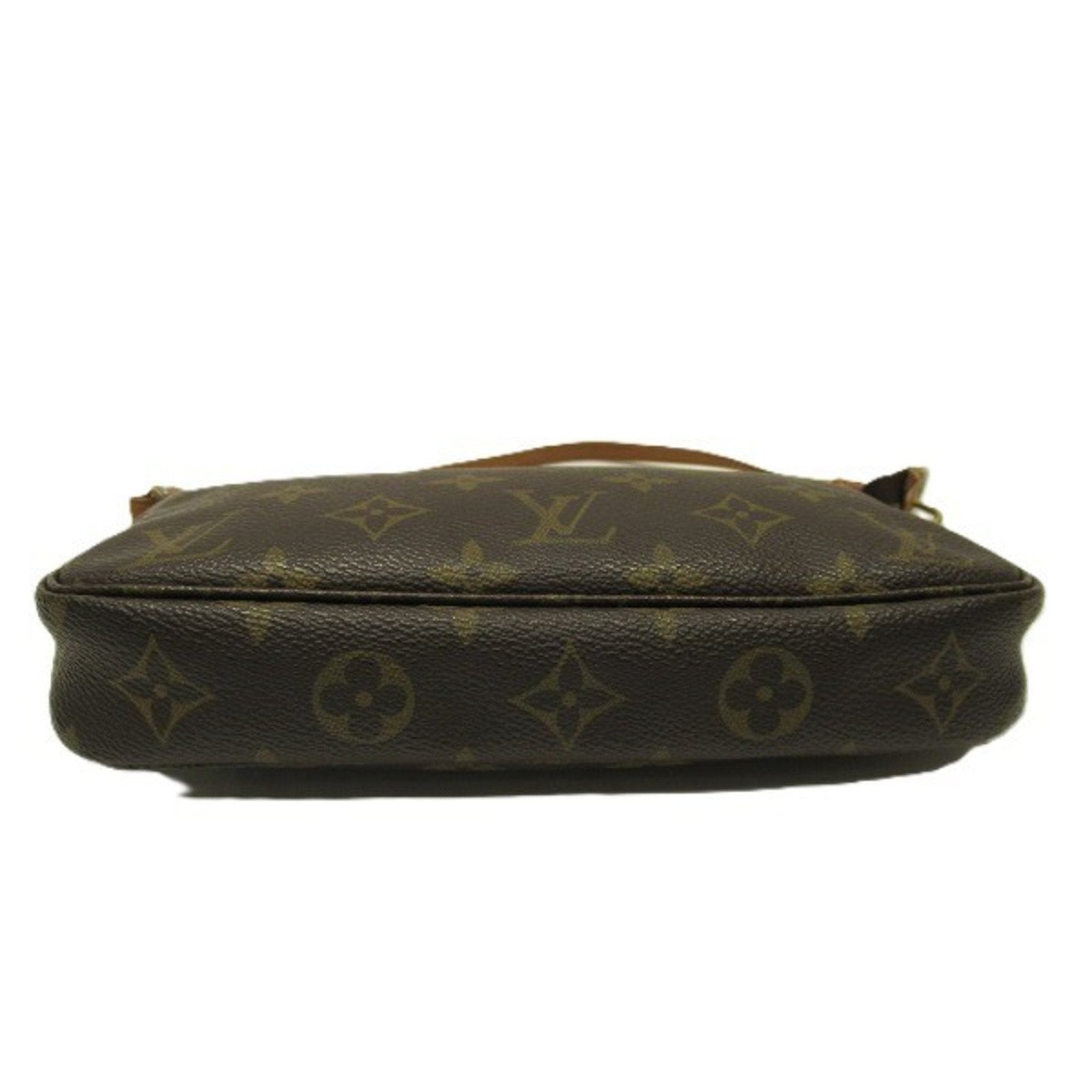 LOUIS VUITTON Pochette accessoires Clutch Bag | AlmaBagz - Image 3