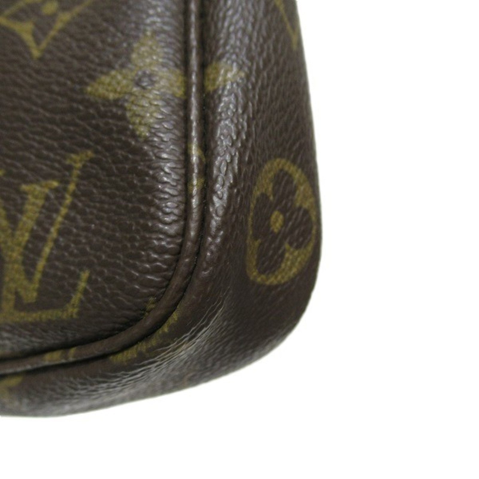 LOUIS VUITTON Pochette accessoires Clutch Bag | AlmaBagz - Image 6