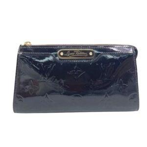 LOUIS VUITTON Cosmetic pouch Wallet | AlmaBagz