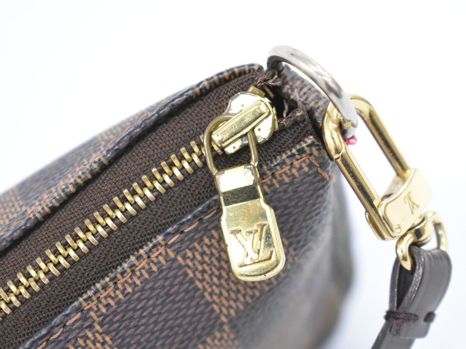 LOUIS VUITTON Pochette accessoires Clutch Bag | AlmaBagz - Image 13