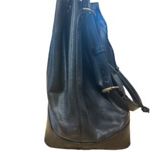 HandBag Luxury Designer Louis Vuitton, Size Large | AlmaBagz