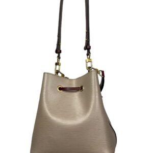 HandBag Luxury Designer Louis Vuitton, Size Small | AlmaBagz