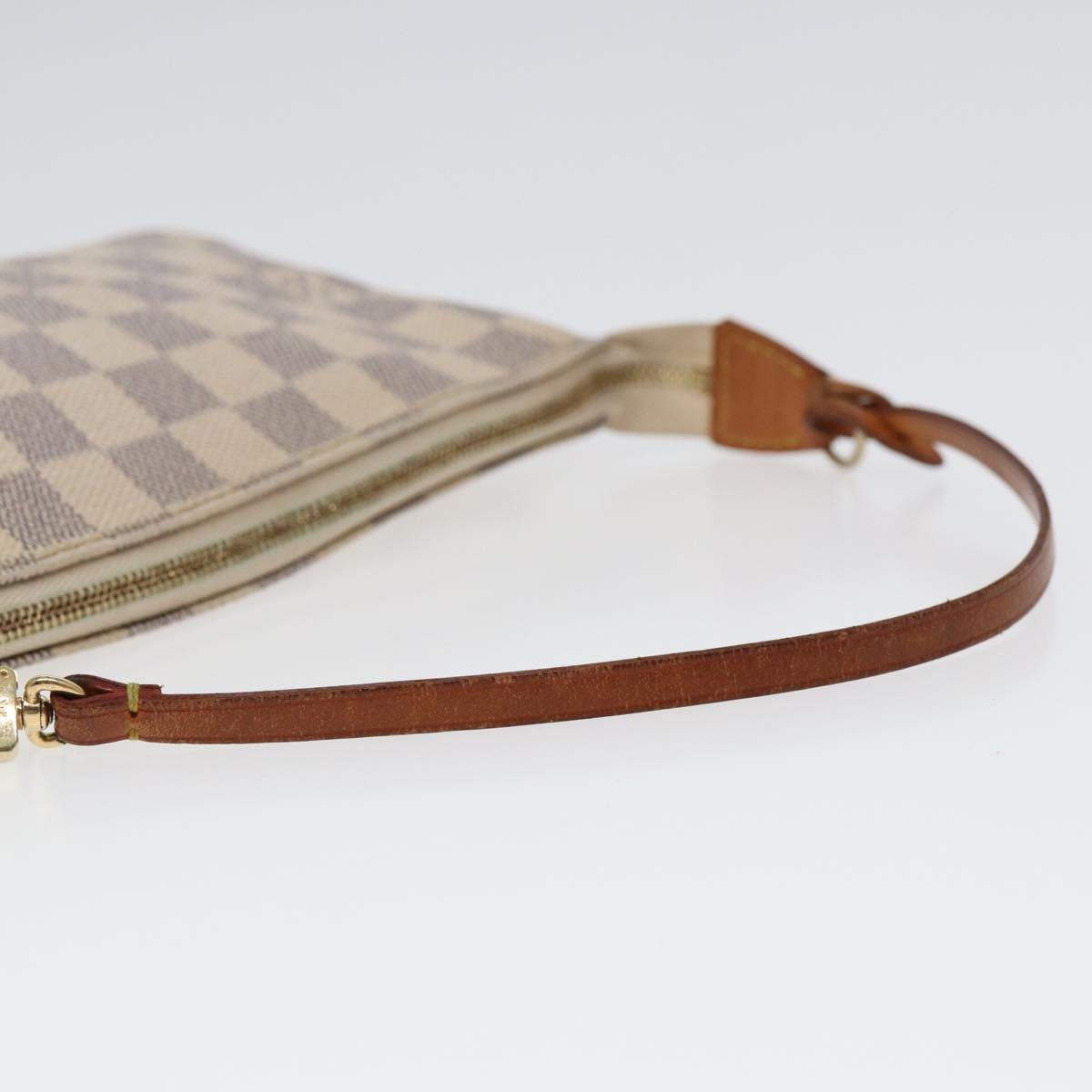 LOUIS VUITTON Pochette Accessoire Clutch Bag | AlmaBagz - Image 4