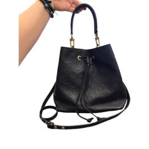 Handbag Luxury Designer By Louis Vuitton  Size: Medium | AlmaBagz