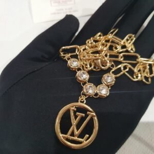 Louis Vuitton Necklace | AlmaBagz