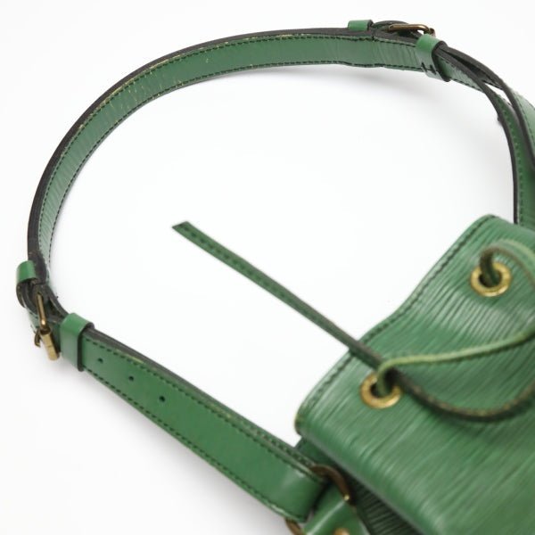 LOUIS VUITTON Shoulder Bag M44104 Epi Leather Borneo Green Epi purse | AlmaBagz - Image 4