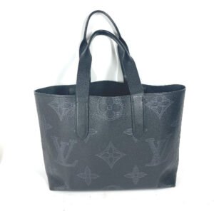 LOUIS VUITTON Shoulder Bag M57290 leather black Monogram Giant Shadow Hippo Voyage NV | AlmaBagz