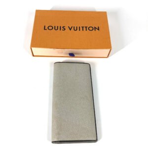 LOUIS VUITTON Long Wallet Purse M30557 Taiga Leather beige Taiga Portefeuille Blaza mens Used | AlmaBagz