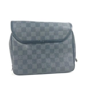 LOUIS VUITTON Pouch N41419  Damier Grafitto Canvas black Damier Grafitte Truth Suspendable | AlmaBagz