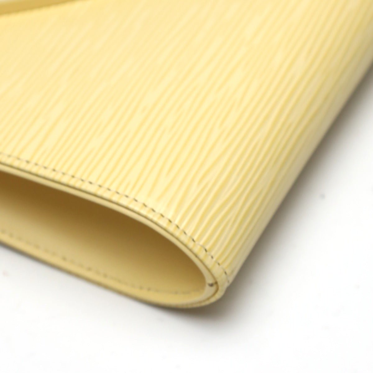 LOUIS VUITTON Shoulder Bag M5246A Epi Leather yellow Shoulder Bag Shoulder Bag Epi Saint Tropez Women Used | AlmaBagz - Image 8