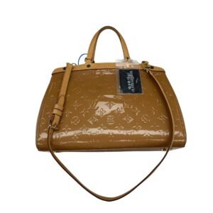 HandBag Luxury Designer Louis Vuitton, Size Medium | AlmaBagz