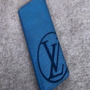 Louis Vuitton Circle signature Brazza Wallet Epi Leather Bleu Azur | AlmaBagz