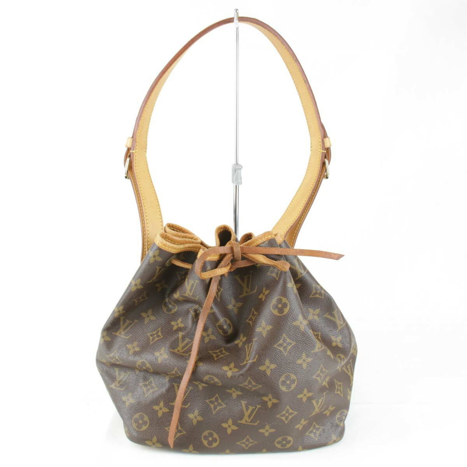 Louis Vuitton Shoulder Bag | AlmaBagz