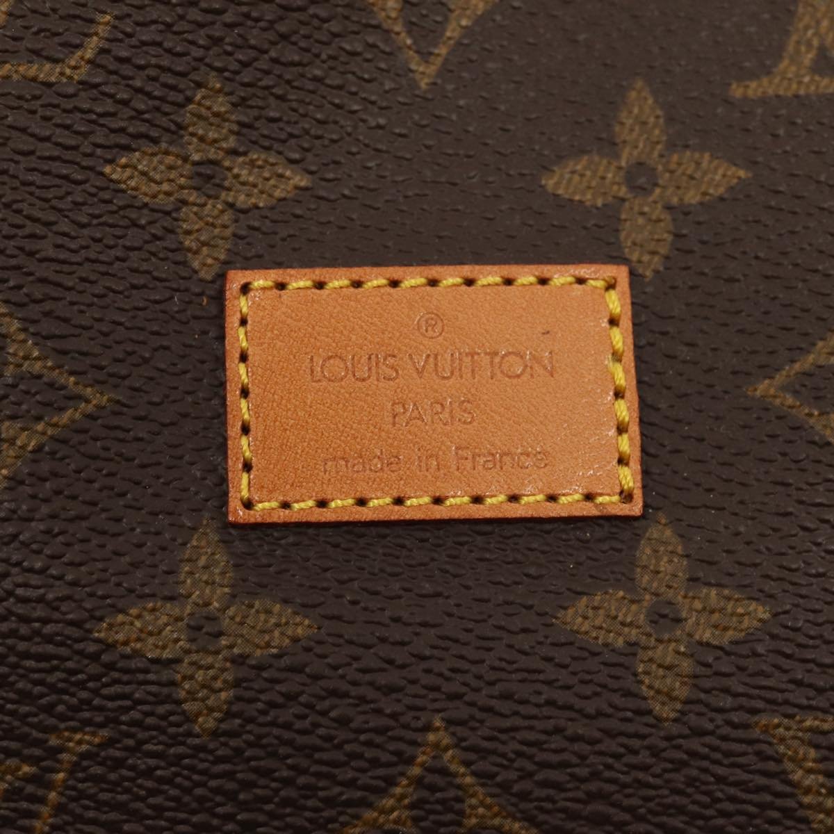 LOUIS VUITTON Saumur Shoulder Bag | AlmaBagz - Image 22