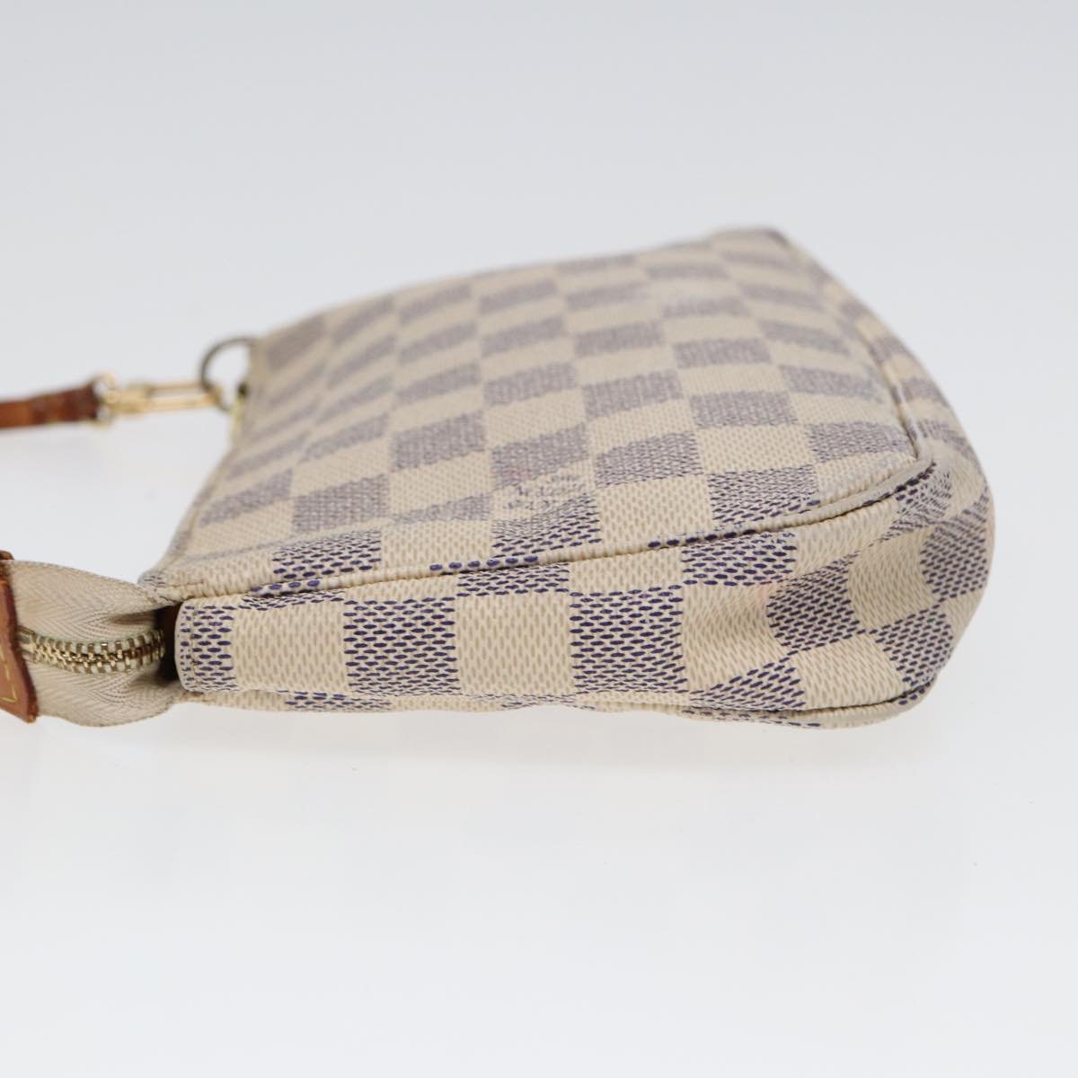 LOUIS VUITTON Pochette Accessoire Clutch Bag | AlmaBagz - Image 9