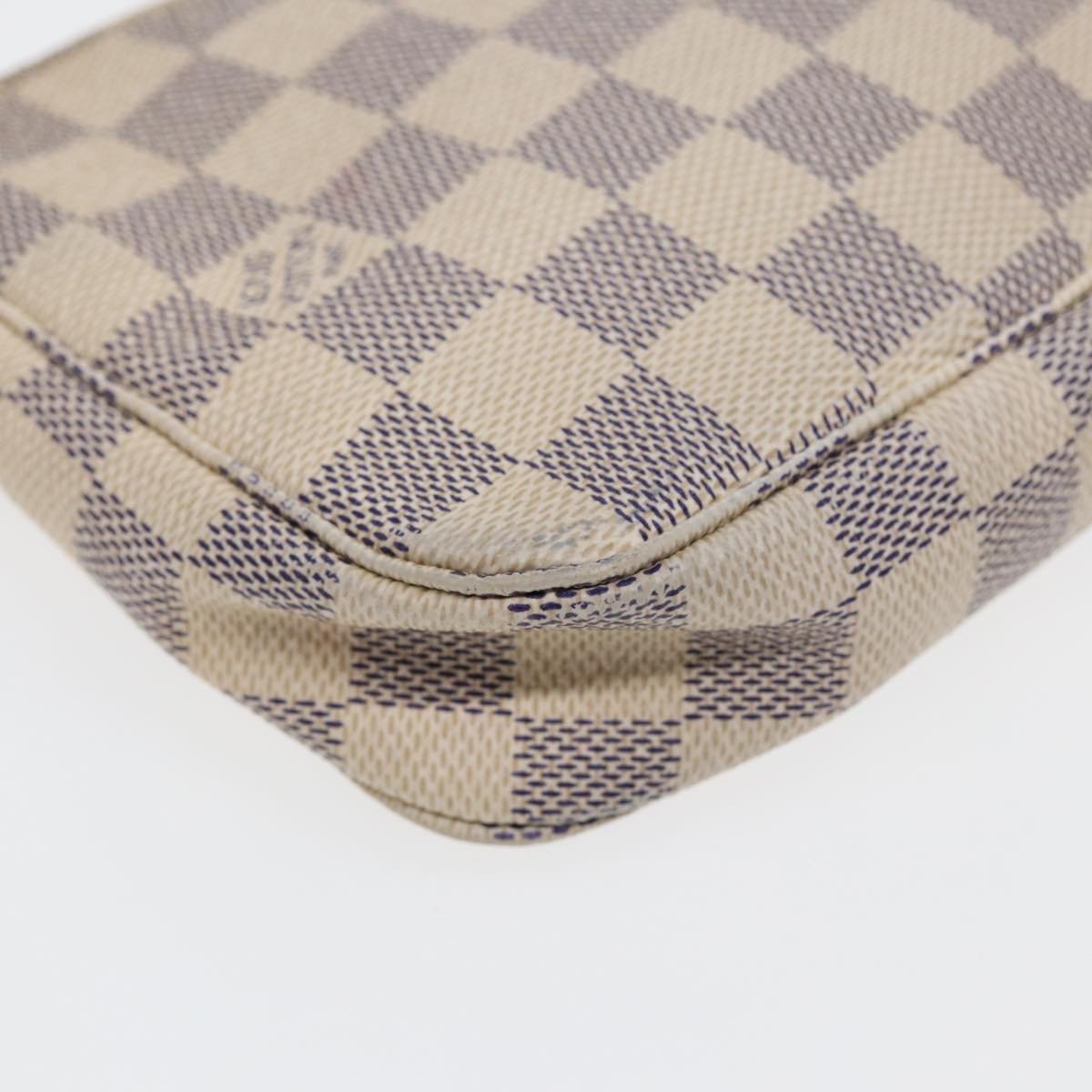 LOUIS VUITTON Pochette Accessoire Clutch Bag | AlmaBagz - Image 14