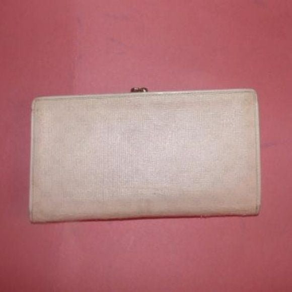 Gucci White Coated Canvas Small G Logo XL | AlmaBagz