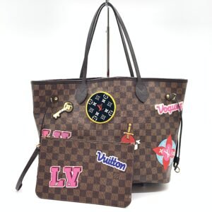 Handbag Luxury Designer By Louis Vuitton Size: Medium | AlmaBagz