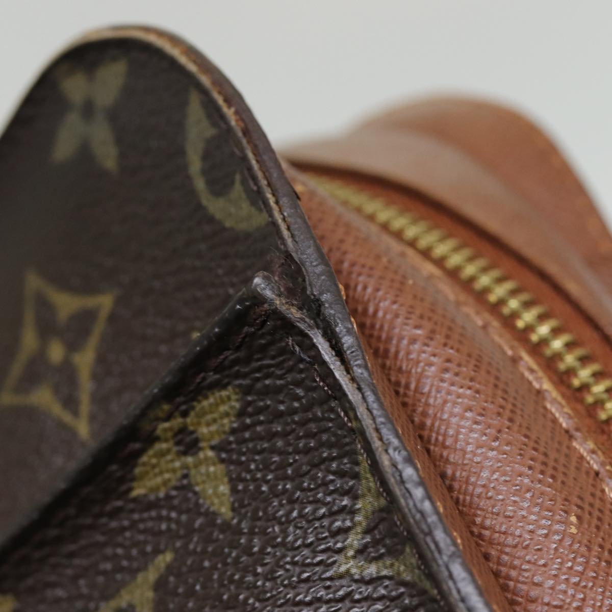 LOUIS VUITTON Orsay Clutch Bag | AlmaBagz - Image 16