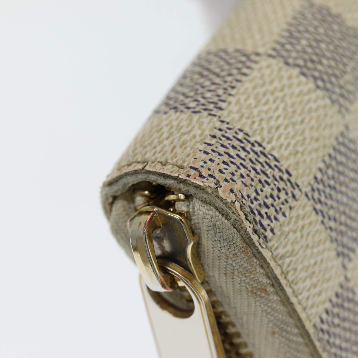 LOUIS VUITTON Portefeuille zippy Wallet | AlmaBagz - Image 14