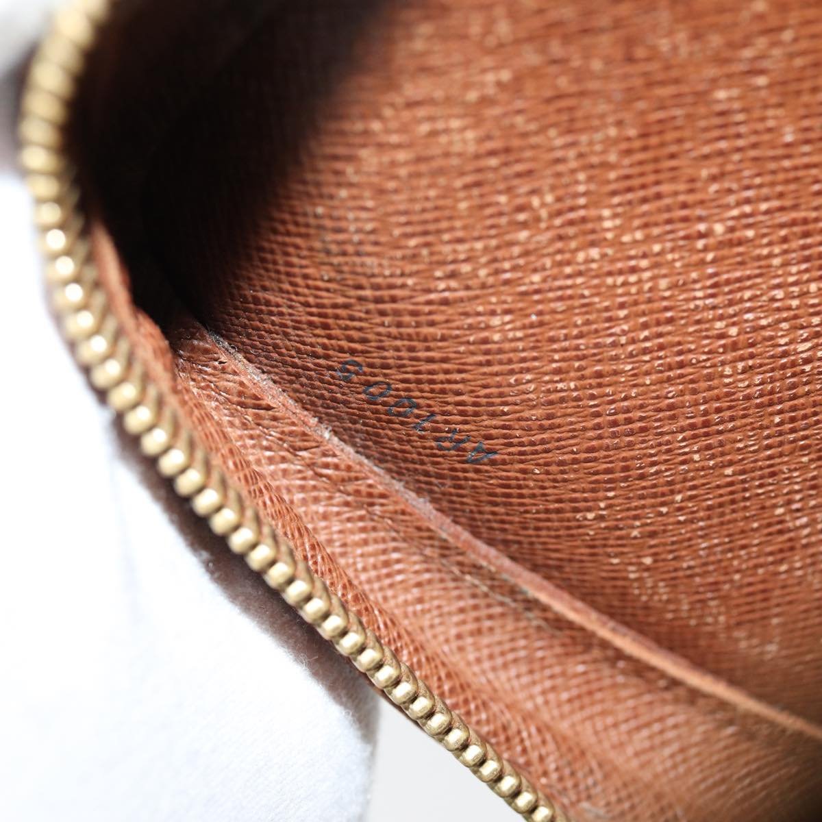 LOUIS VUITTON Orsay Clutch Bag | AlmaBagz - Image 6