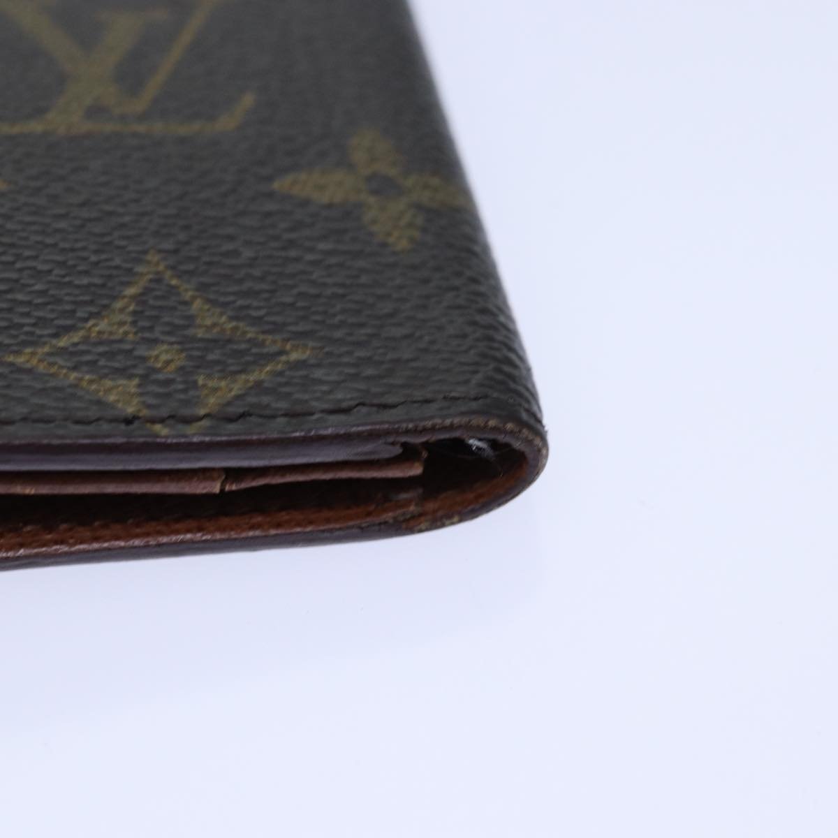 LOUIS VUITTON Porte Carte Credit Wallet | AlmaBagz - Image 13