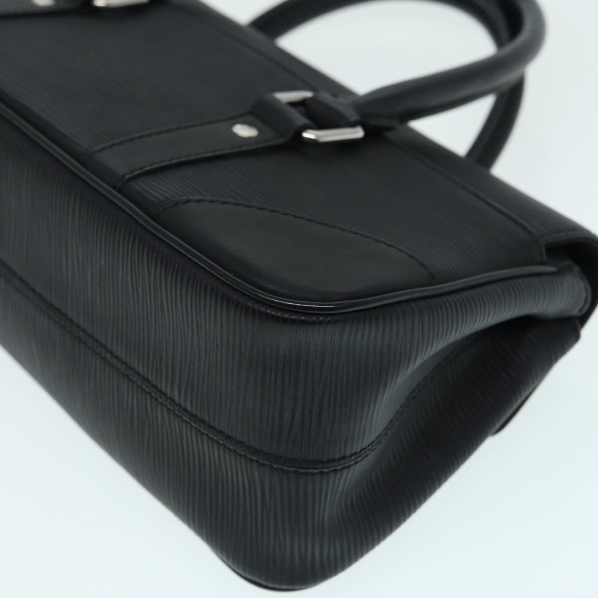 LOUIS VUITTON Segur Handbag | AlmaBagz - Image 17