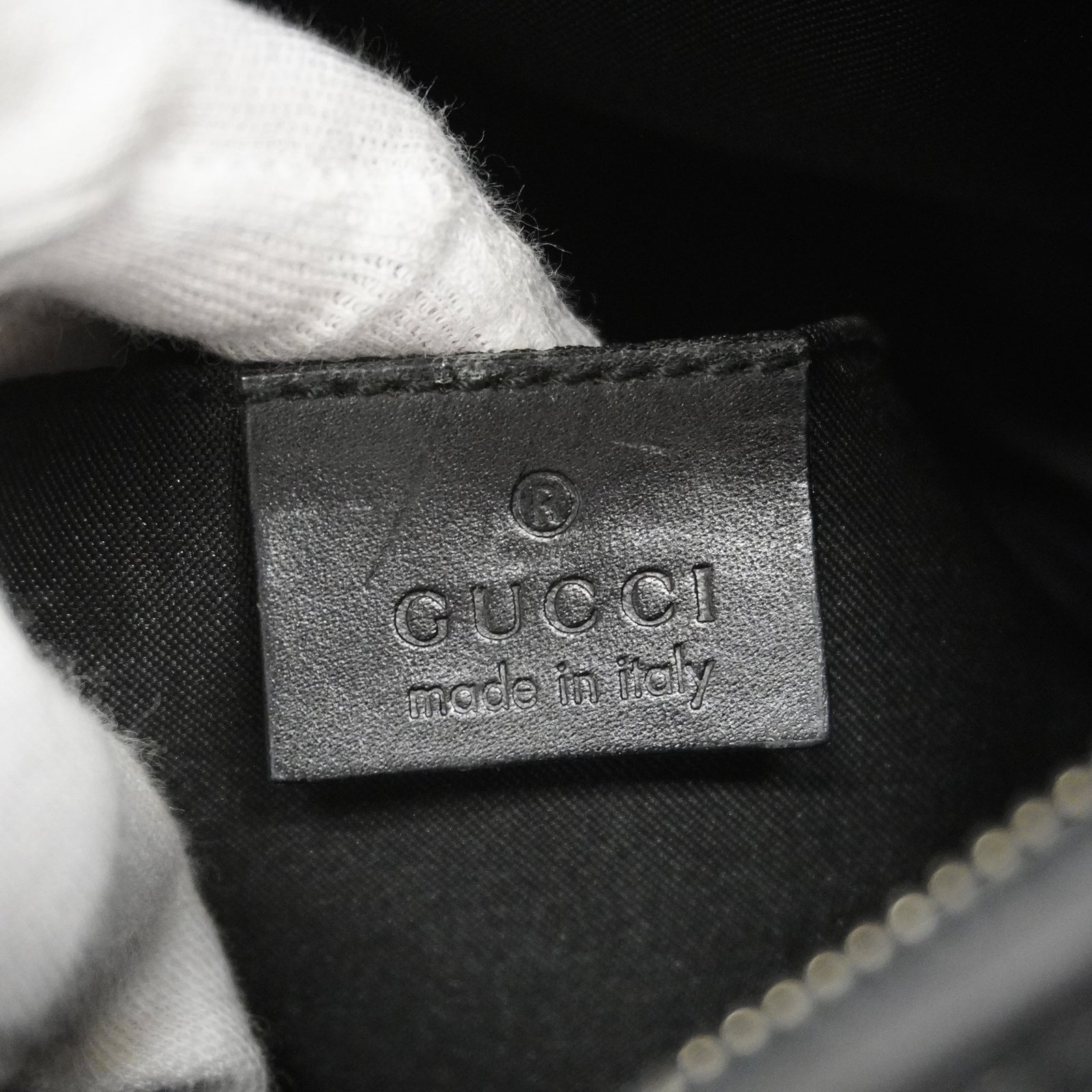 GUCCI 000 0602 Women's GG Canvas Hand Bag Black | AlmaBagz - Image 6