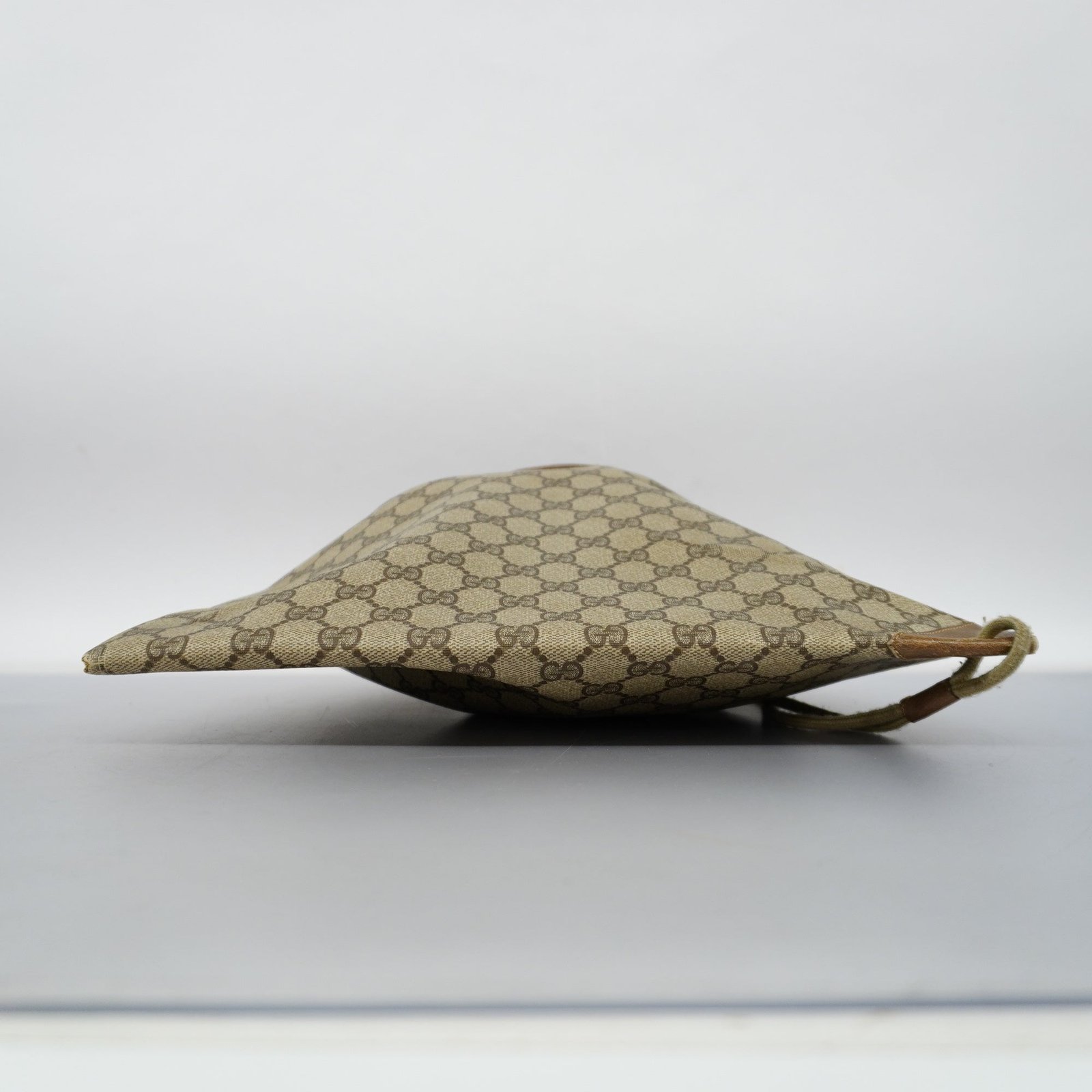 GUCCI Old 97 19 302 Leather,GG Supreme Shoulder Bag Beige | AlmaBagz - Image 2