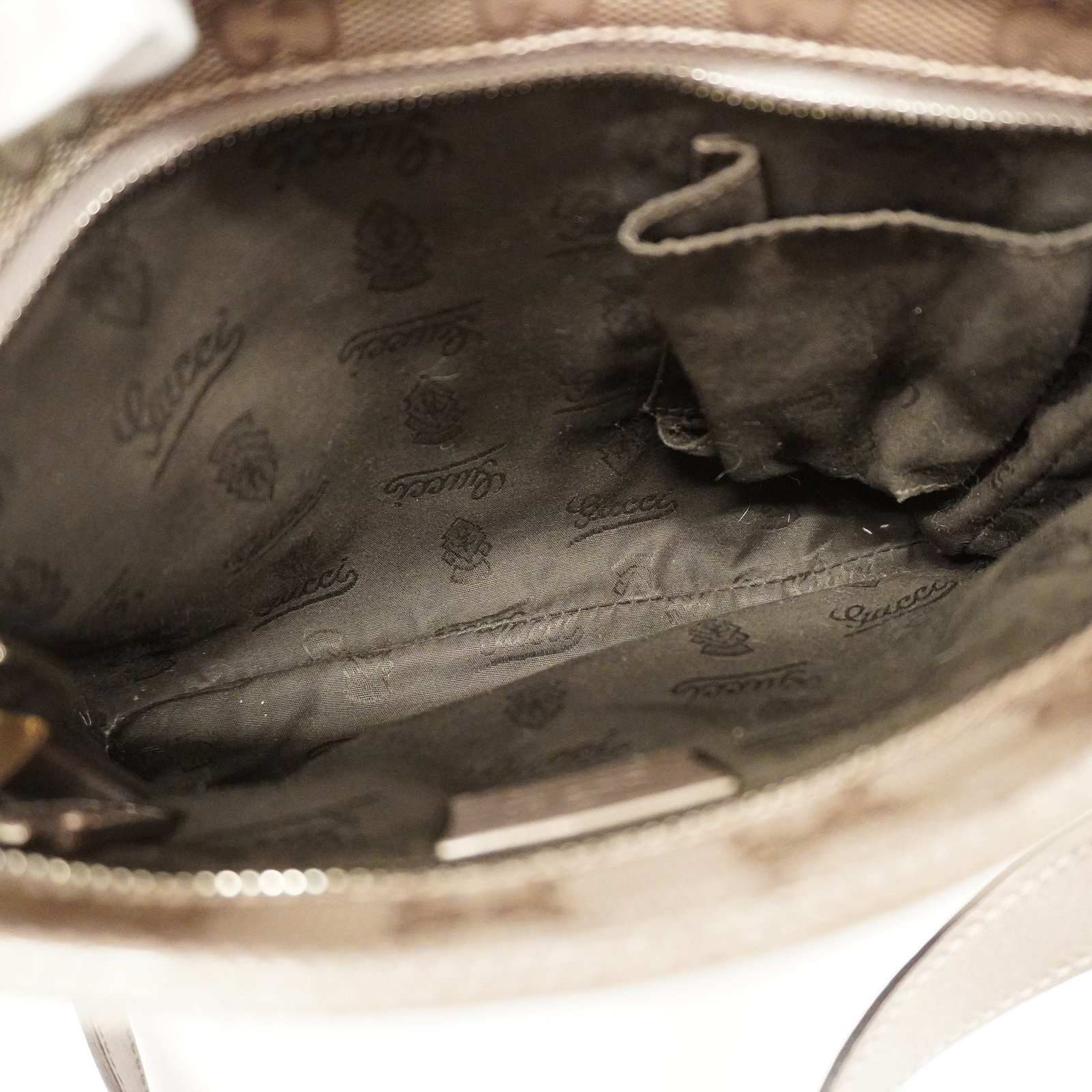 GUCCI GG Imprime 201538 Women's Leather Shoulder Bag Gray | AlmaBagz - Image 4