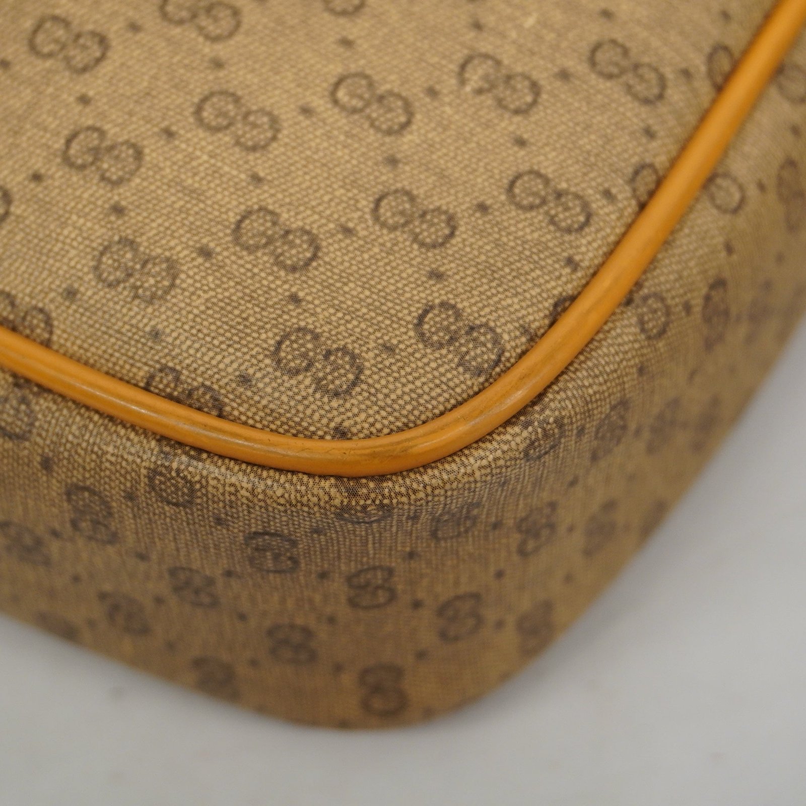 GUCCI Micro GG Clutch Bag 014 14 0028 Women's PVC,Leather Clutch Bag Beige | AlmaBagz - Image 15