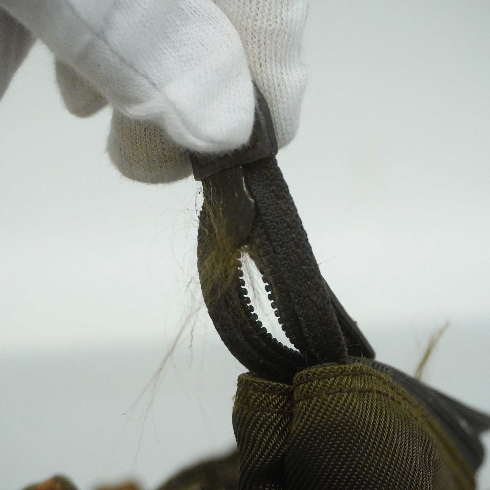 Gucci Bamboo Handbag 000 1998 0508 Women's Nylon Canvas Handbag Brown | AlmaBagz - Image 12