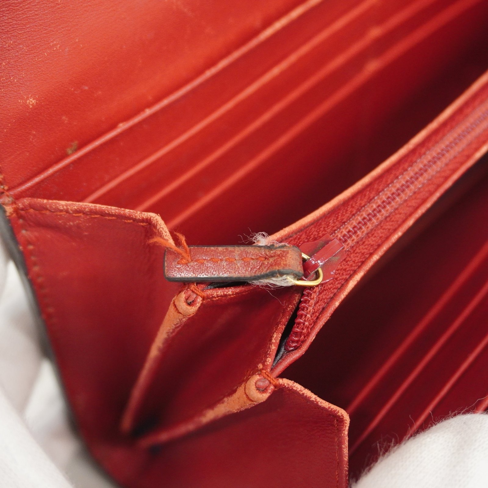 GUCCI GG Blooms Gold Metal Fittings 404070 Women's GG Supreme Long Wallet | AlmaBagz - Image 13