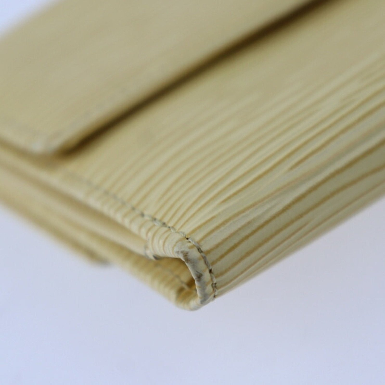 LOUIS VUITTON Portomone Bier Cult Credit Trifold Wallet M6348A Epi Leather Vanilla Yellow Cream Gold Hardware W Hook | AlmaBagz - Image 4