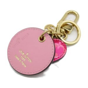 LOUIS VUITTON portocle valentine heart Pink Vernis M00268 | AlmaBagz