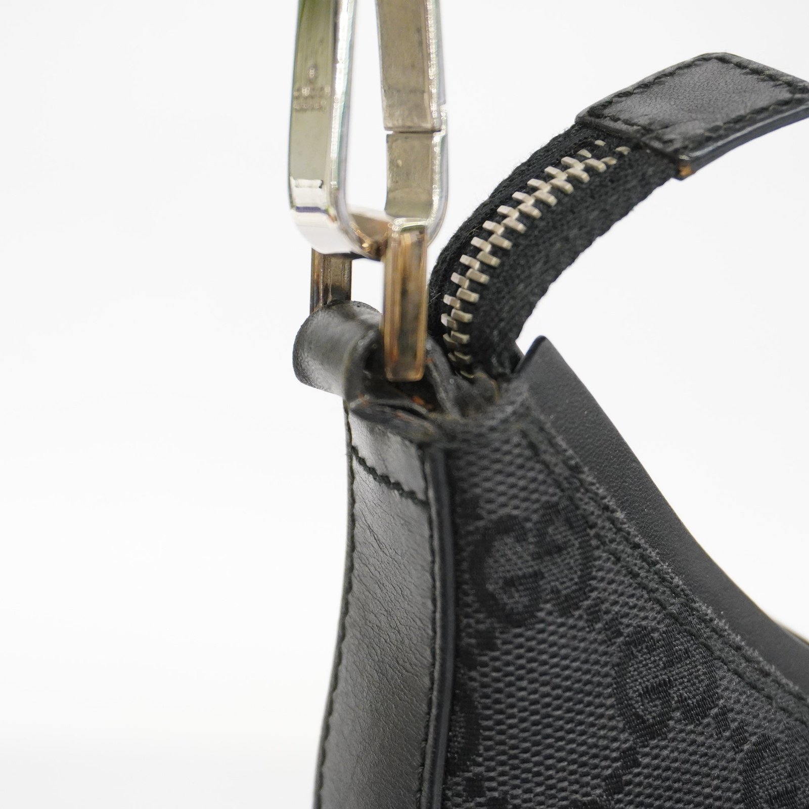 GUCCI 000 0602 Women's GG Canvas Hand Bag Black | AlmaBagz - Image 14