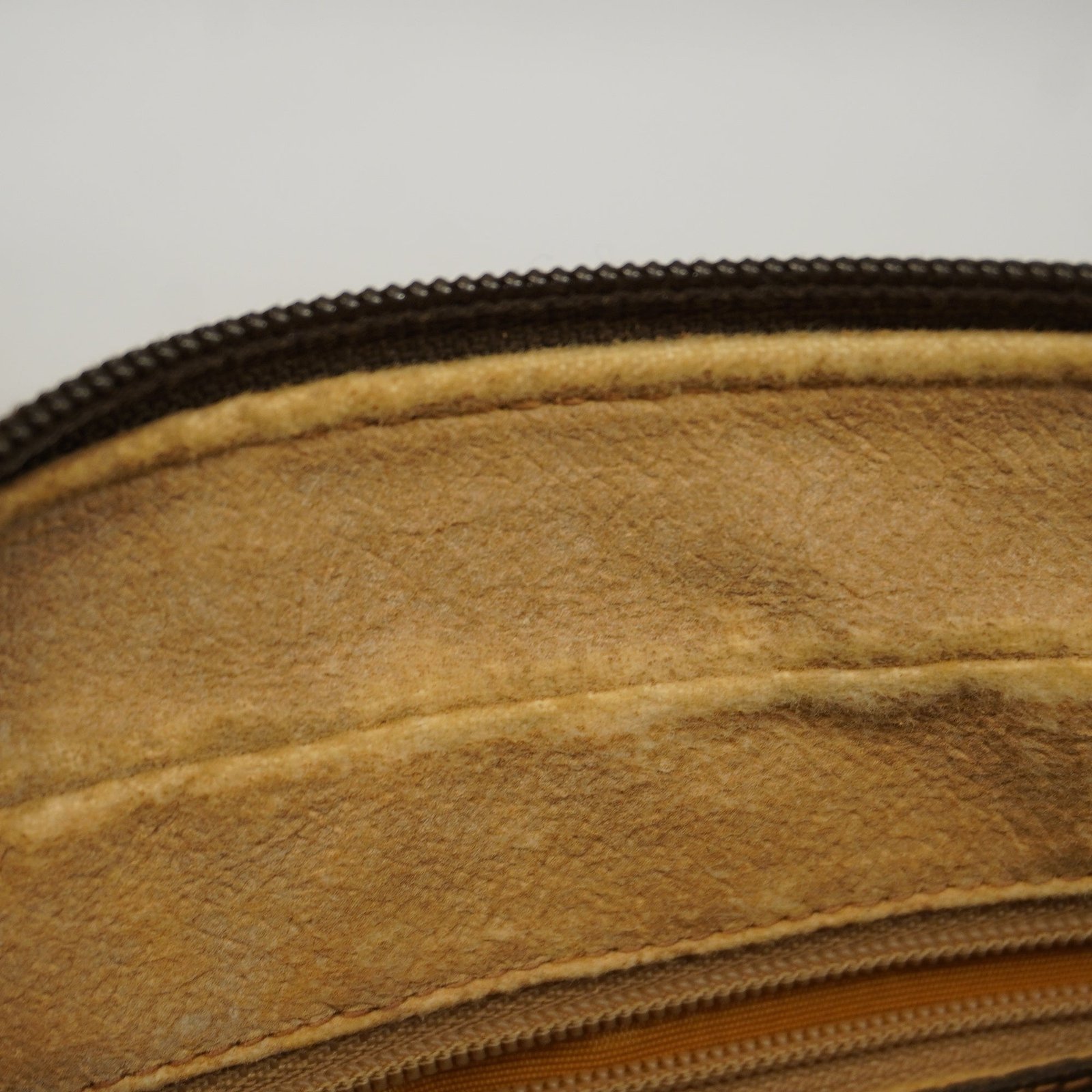 GUCCI Clutch Bag 89.01.044 Women's GG Supreme Clutch Bag Beige,Brown | AlmaBagz - Image 14